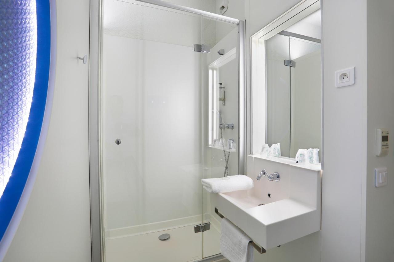 First Paris Sud Hotel 2*