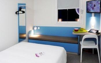 First Paris Sud Hotel