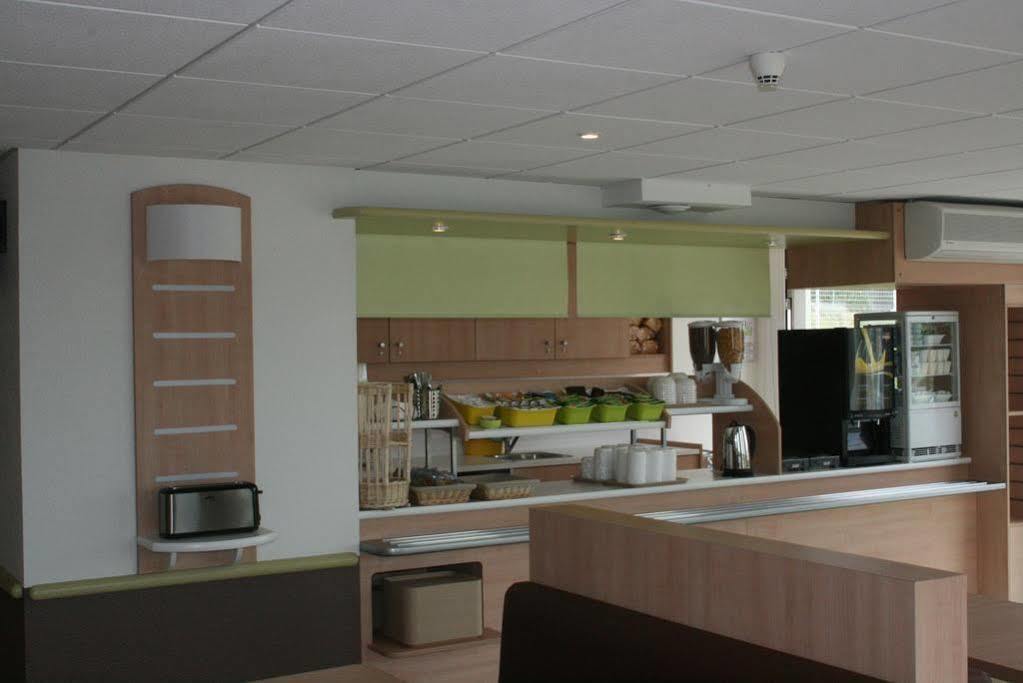 First Paris Sud Hotel
